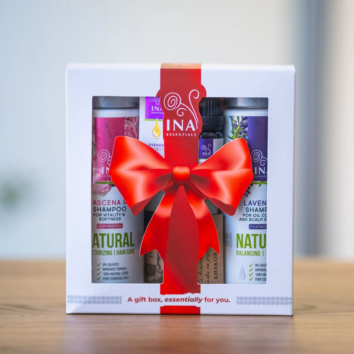 Darčeková Krabička InaEssentials (17,8cm × 14,7cm × 5cm)