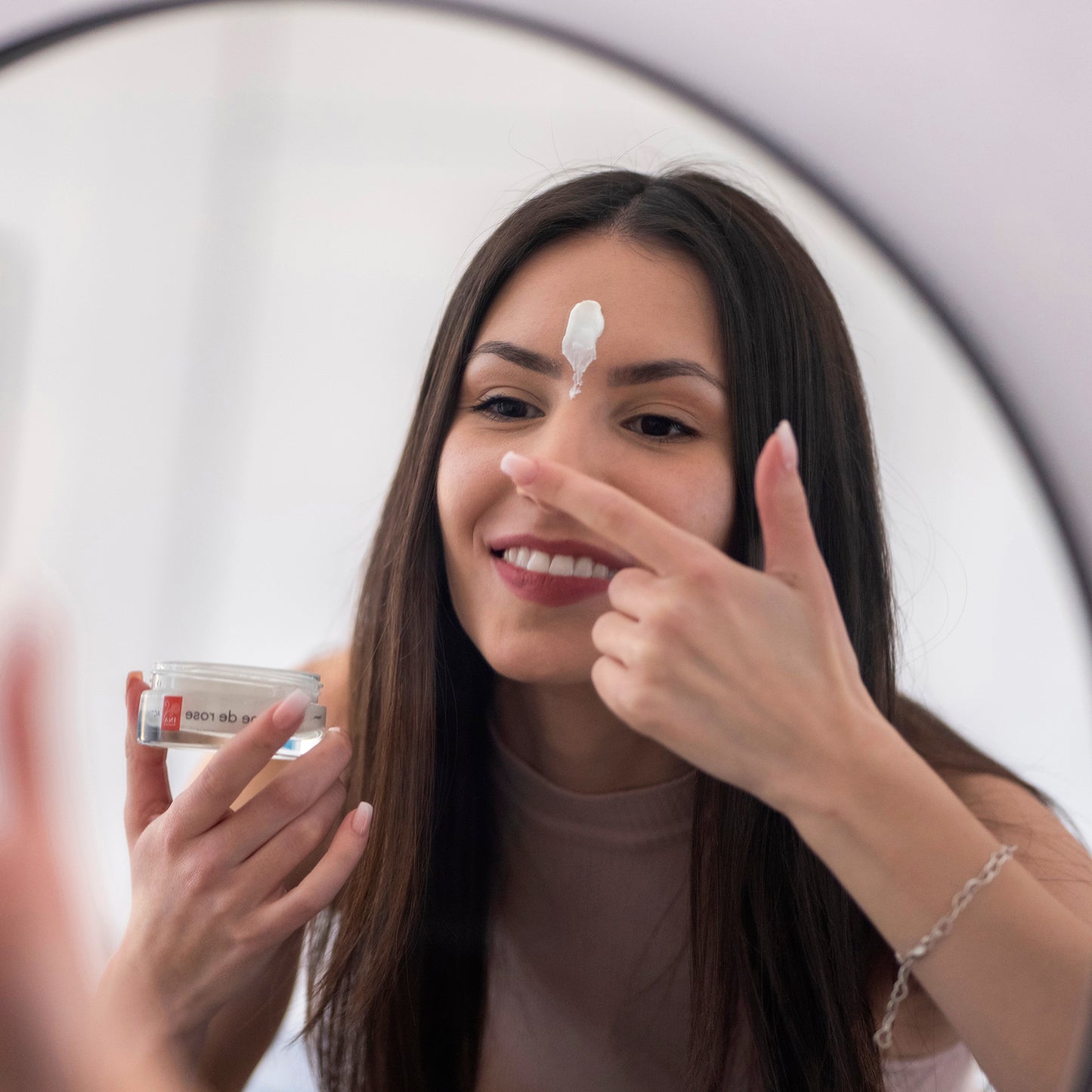 Crème de rose - Hydratačný krém s SPF30 - vysoko obohatený o Organický Esenciálny Ružový olej