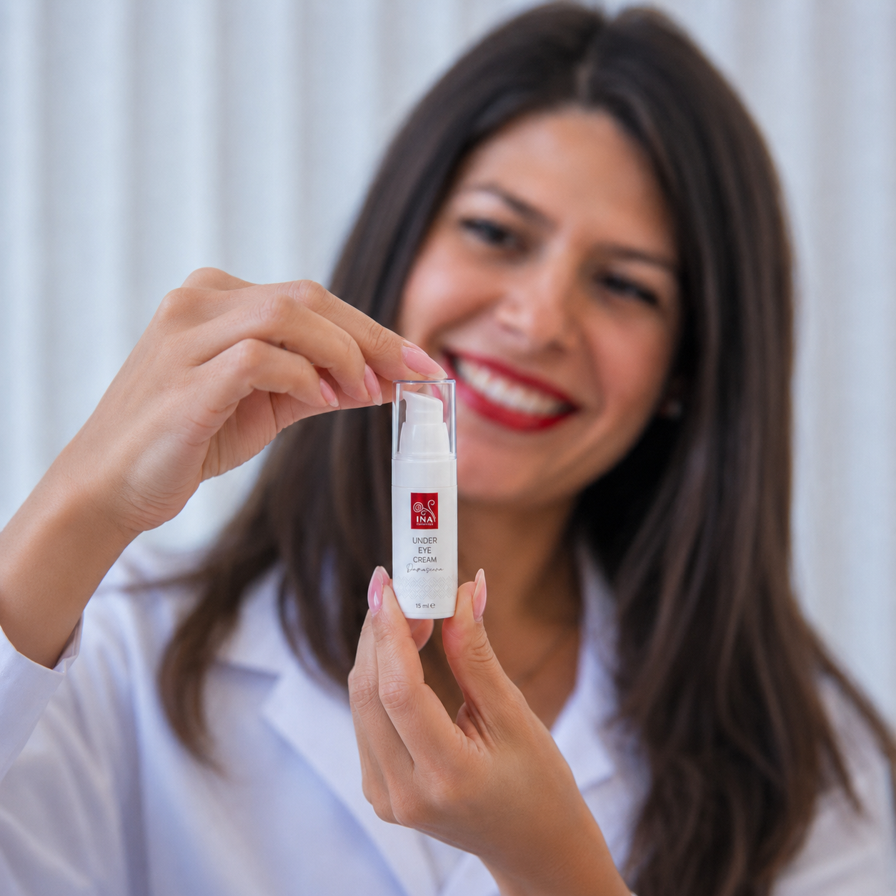 Prémiový očný krém proti starnutiu s ružou - Rose Eye Lift