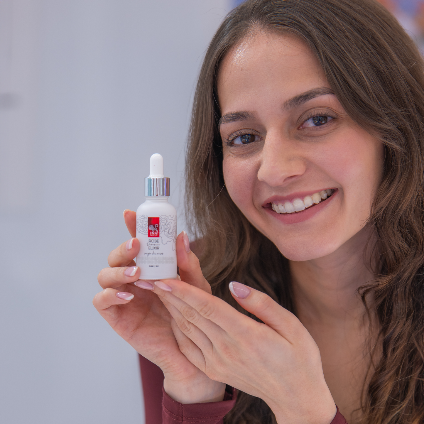 Kúpte 1 Hydratačný denný krém na tvár a 1 Anti-Age Sérum, Získajte 1 Očný krém Zadarmo